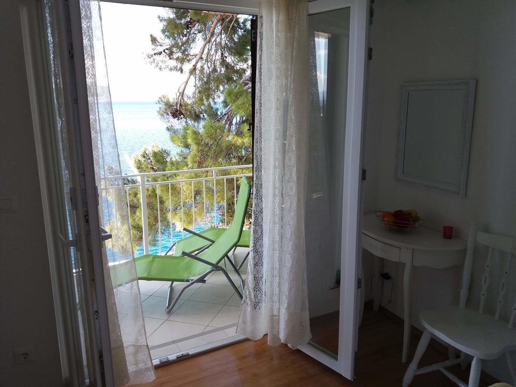 Apartments Jakovic Брела Экстерьер фото